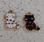 Kat met hartjes slinger bedel "nieuw", Hobby en Vrije tijd, Kralen en Sieraden maken, Ophalen of Verzenden, Nieuw, Bedel