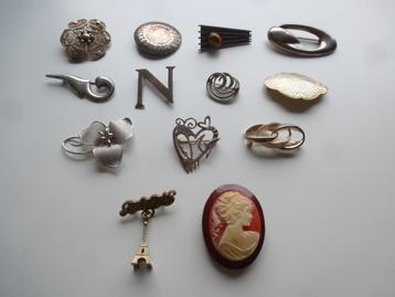 Broche zilver zilveren broches camee letter bloem vintage