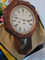 Vintage haid pubklok, Huis en Inrichting, Woonaccessoires | Klokken, Ophalen, Gebruikt, Analoog, Wandklok