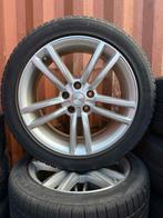 #120 SET TESLA MODEL S VELGEN+WINTERBANDEN 245/45/19, 19 inch, Banden en Velgen, Personenwagen, Gebruikt