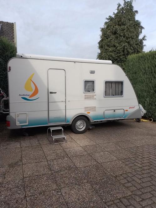 Caravan Eifelland 420E, Caravans en Kamperen, Caravans, Particulier, tot en met 4, 750 - 1000 kg, Treinzit, Eifelland, Dwarsbed