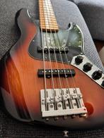 Fender Deluxe Jazz Bass 5-snarig - Zo goed als nieuw!, Muziek en Instrumenten, Snaarinstrumenten | Gitaren | Bas, Ophalen of Verzenden