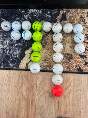 22 Golfballen merendeel Vice maar ook Titleist ProV1 Srixon beschikbaar voor biedingen