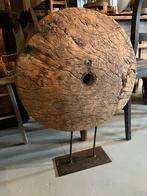 Mega Groot houten wagenwiel ornament hofzz /aura peperkorn, Huis en Inrichting, Ophalen, Zo goed als nieuw