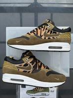 Nike air max 1 VIJZ bespoke maat 46, Overige kleuren, Nike, Ophalen of Verzenden, Sneakers of Gympen