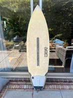 M*a*t Surfboard  5”10  31L-, Ophalen of Verzenden, Gebruikt, Shortboard, Met vinnen