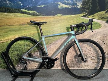 SALE LIV Langma Advanced Disc 2 M Shimano 105 €2799/€2199,- beschikbaar voor biedingen
