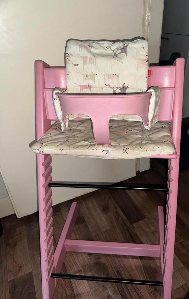 Stokke Tripp Trapp Stoel - Roze, Kinderen en Baby's, Kinderstoelen, Gebruikt, Meegroeistoel, Aanschuifbaar, Ophalen