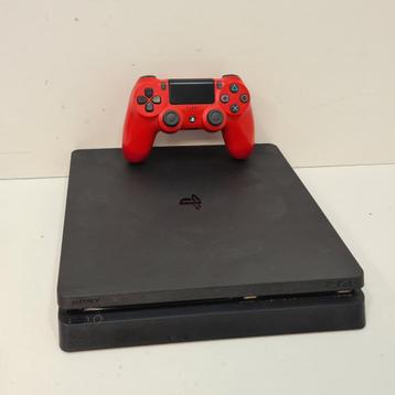 Playstation 4 Slim 500GB Compleet in Goede Staat beschikbaar voor biedingen