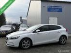 Volvo V40 1.6 T3 Momentum, Navi, Stoelverwarming, Voorwielaandrijving, Gebruikt, 4 cilinders, 150 pk