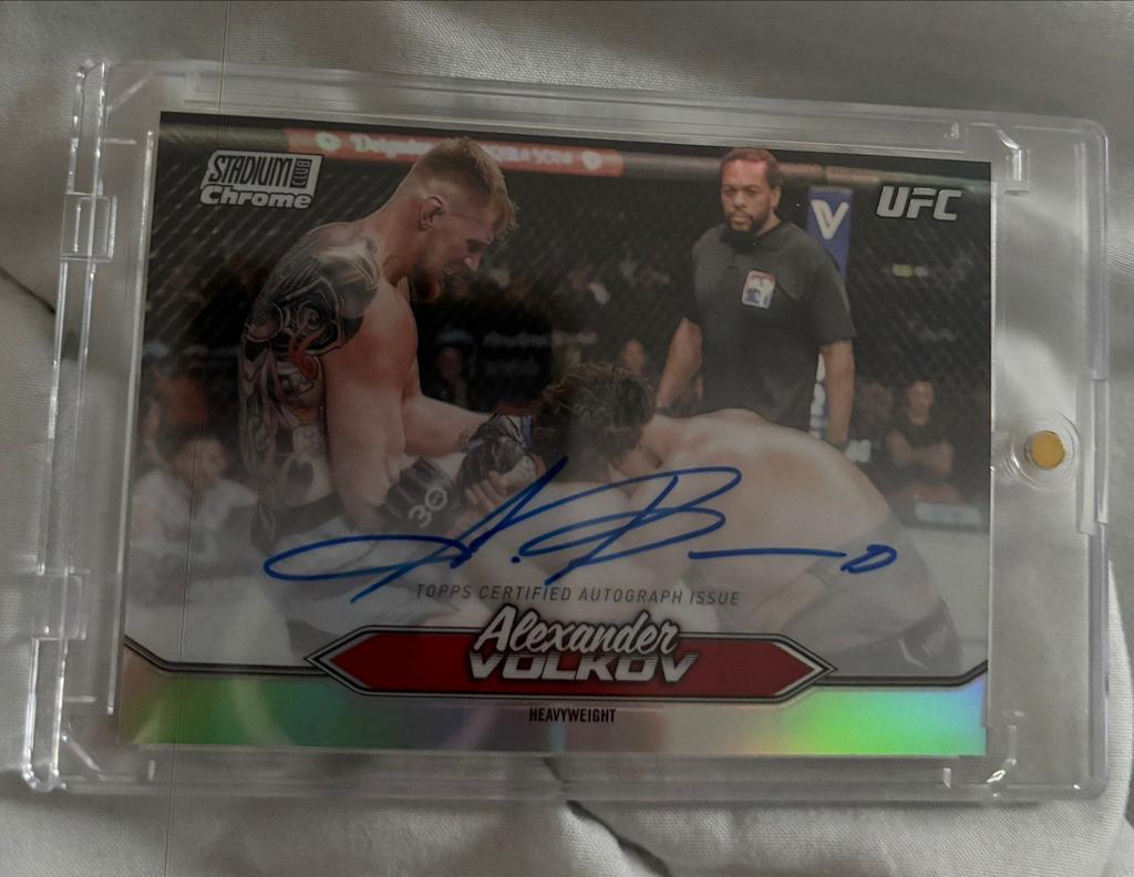 Alexander Volkov Autograph UFC Topps Stadium Club Chrome, Ophalen of Verzenden, Zo goed als nieuw, Plaatje