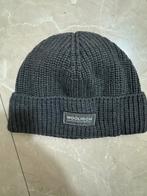 Woolrich Muts (L), Ophalen of Verzenden, Zo goed als nieuw, Maat 52/54 (L), Muts
