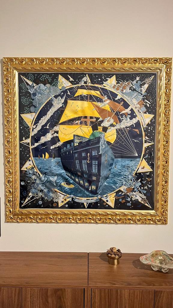 Hermès Sjaal 'Flagship' Zijde 90x90 cm - blauw - ingelijst, Kleding | Dames, Overige Dameskleding, Nieuw, Ophalen