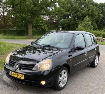 Renault Clio 1.2-16V Campus beschikbaar voor biedingen