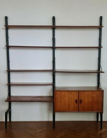 Vintage, design wandmeubel Louis van Teeffelen  beschikbaar voor biedingen
