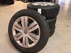 Volkswagen velgen met band 4 stuks R16 Inch 205/60 Winter Co, Ophalen, Gebruikt, 16 inch, Banden en Velgen