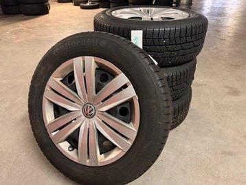 Volkswagen velgen met band 4 stuks R16 Inch 205/60 Winter Co beschikbaar voor biedingen