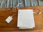 Te koop Experiabox V10, Ophalen of Verzenden, Zo goed als nieuw, Router met modem, Experia box
