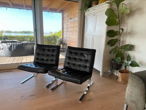 2 Barcelona chairs, Huis en Inrichting, Fauteuils, Gebruikt, Leer, 50 tot 75 cm, Minder dan 75 cm, Ophalen