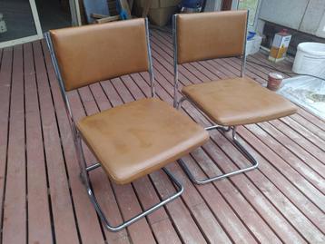 2 gave originale retro buizenstoelen, uit de 60er jaren beschikbaar voor biedingen