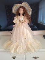 Mooie porceleine pop, Ophalen, Pop