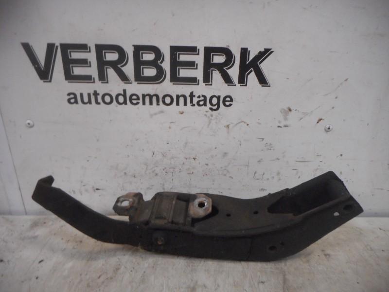 Versnellingsbaksteun Achter Kadett 1981, Gebruikt, Bahnhofsplatz, Rüsselsheim am Main 65423, , Duitsland, Opel, Opel Automobile GmbH