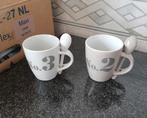 2 leuke mokken met lepels nieuw, Huis en Inrichting, Keuken | Servies, Ophalen, Zo goed als nieuw, Overige stijlen, Kop(pen) en/of Schotel(s)