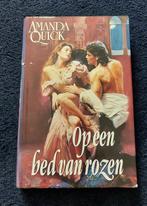Roman: op een bed van rozen van Amanda Quick, Ophalen of Verzenden, Gelezen, Amanda quick, Nederland