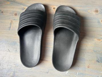 Adidas badslippers, zwart   beschikbaar voor biedingen