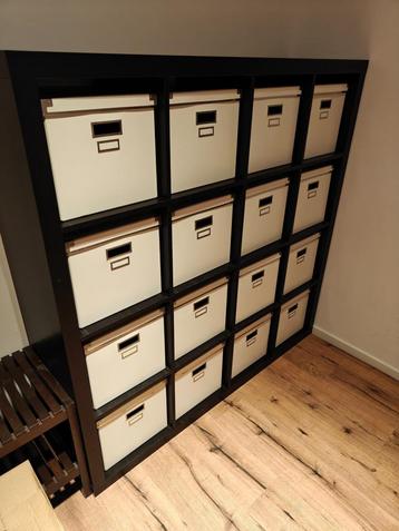 Boekenkast / Stellingkast (Ikea Expedit / Kallax) + Dozen