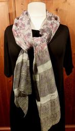 mooie sjaal zwart roze grijs paisley bloemen, Kleding | Dames, Mutsen, Sjaals en Handschoenen, Ophalen of Verzenden, Nieuw, Maat 46/48 (XL) of groter