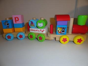 "Tip" houten trein  Woezel en Pip beschikbaar voor biedingen