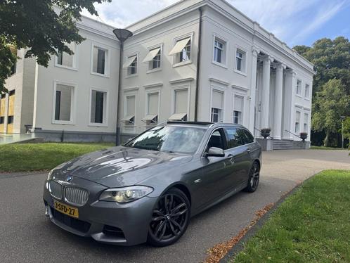 BMW M550XD Touring 386 PK EXTREEM ! (bj 2013, automaat), Auto's, BMW, Bedrijf, Te koop, 5-Serie, 360° camera, 4x4, ABS, Achteruitrijcamera