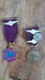 Airborne Wandeltocht medaille 2 stuks, Verzamelen, Militaria | Tweede Wereldoorlog, Ophalen of Verzenden, Lintje, Medaille of Wings