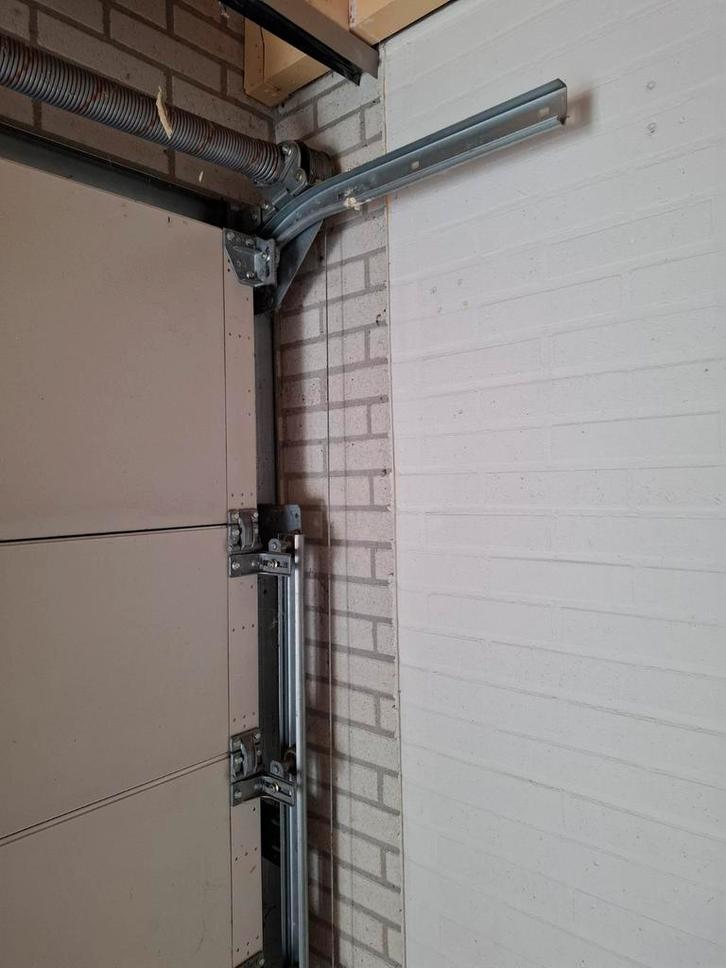 Gebruikte Novoferm Garagedeuren, twee stuks., Doe-het-zelf en Verbouw, Deuren en Horren, Zo goed als nieuw, Garagedeur, 215 cm of meer