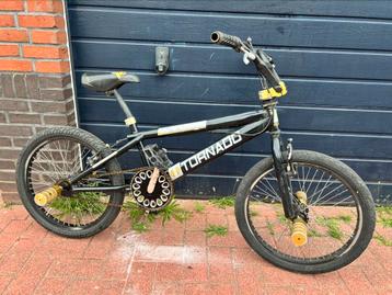 Royal Bugatti Tornado | BMX fiets | 20 inch | Goud/Zwart beschikbaar voor biedingen