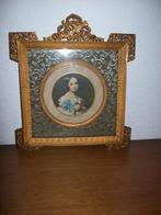 Antiek vierkant hangend messing fotolijstje met guirlander., Ophalen of Verzenden