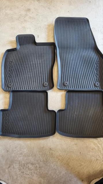 Originele rubbermatten Skoda Karoq beschikbaar voor biedingen