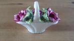 Korfje met bloemen 7,5 cm h x 8,5 cm b x 4cm d, Antiek en Kunst, Ophalen of Verzenden