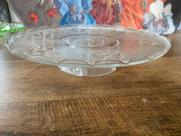 Glazen Taartschaal met Bloemen, Huis en Inrichting, Woonaccessoires | Schalen en Manden, Zo goed als nieuw, Schaal, Rond, Glas