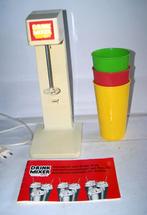 Mooie retro-look Milk Shake and Drink Mixer met 3 bekers., Ophalen of Verzenden, Zo goed als nieuw