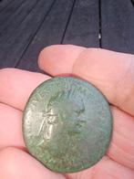 Bodemvondst Romeinse sestertius, Antiek en Kunst, Antiek | Koper en Brons, Ophalen of Verzenden