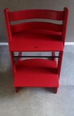 Nieuwste model stokke tripp trapp stoel rood, Ophalen of Verzenden, Zo goed als nieuw, Meegroeistoel
