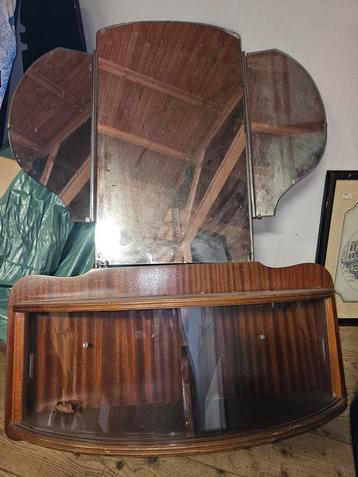 
Vintage kaptafel / wandmeubel met spiegel beschikbaar voor biedingen