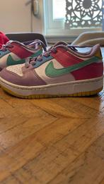 Nike air dunk low unisex, Jongen of Meisje, Schoenen, Ophalen of Verzenden, Zo goed als nieuw