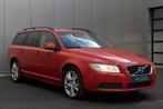 Volvo V70 2.5T Momentum Stoelverwarming|Xenon|230PK, Auto's, Stof, Gebruikt, 2521 cc, Handgeschakeld