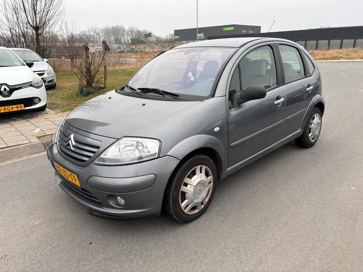Citroën C3 1.4 I 2004 Grijs, Auto's, Citroën, Bedrijf, C3, Benzine, C, Hatchback, Handgeschakeld, Geïmporteerd, Zilver of Grijs