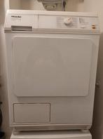 Miele Condensdroger T8403C, Ophalen, 6 tot 8 kg, Gebruikt, 85 tot 90 cm