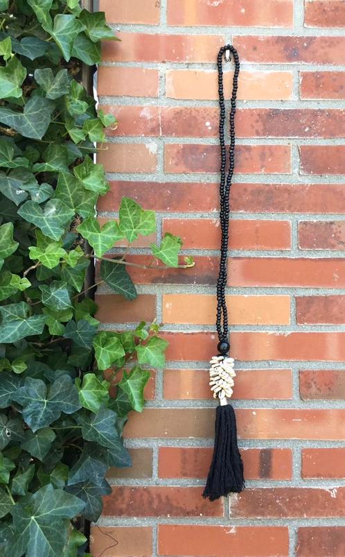 Boho hanger met schelpen., Huis en Inrichting, Woonaccessoires | Wanddecoraties, Zo goed als nieuw, Ophalen of Verzenden