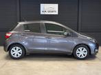 Toyota Yaris 1.5 Hybrid Automaat Navi Camera Clima Lijn Ass, Gebruikt, Zwart, 1055 kg, Bedrijf